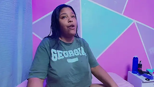naomi campbel  online show from 04/26/26, 01:52