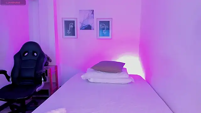 Anastasia lauren online show from 11/29/25, 08:20