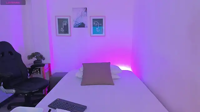 Anastasia lauren online show from 12/04/25, 08:08