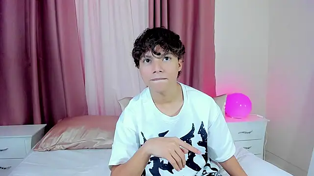 Honeymoon sariel online show from 12/15/25, 01:39