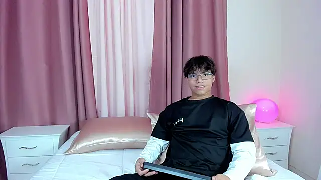 Honeymoon sariel online show from 12/01/25, 08:32