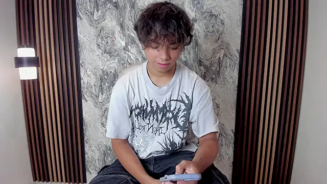 Snapshot of Honeymoon_sariel chatting on 07/01/26, 01:55 Honeymoon sariel online show from 07/01/26, 01:55