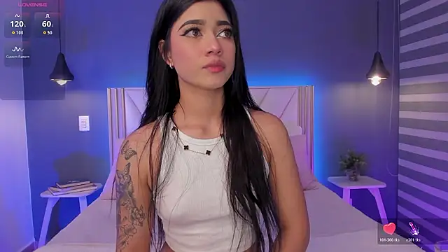 Snapshot of NaishaFord_1 chatting on 02/17/26, 05:38 NaishaFord 1 online show from 02/17/26, 05:38