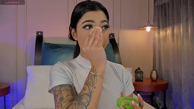 NaishaFord 1 online show from 10/25/25, 01:38