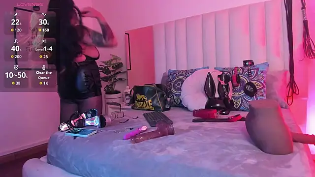 Violett Novoa online show from 09/30/25, 12:55