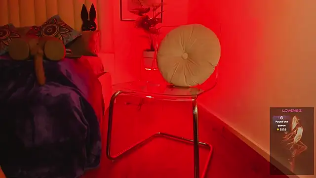 Violett Novoa online show from 11/06/25, 12:09