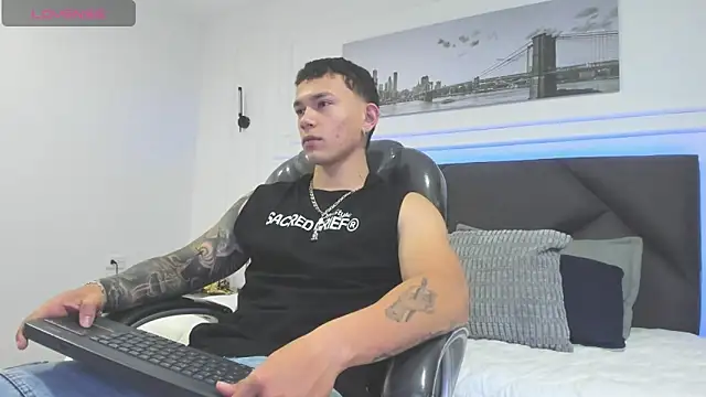 Thomas moon online show from 02/20/26, 01:02