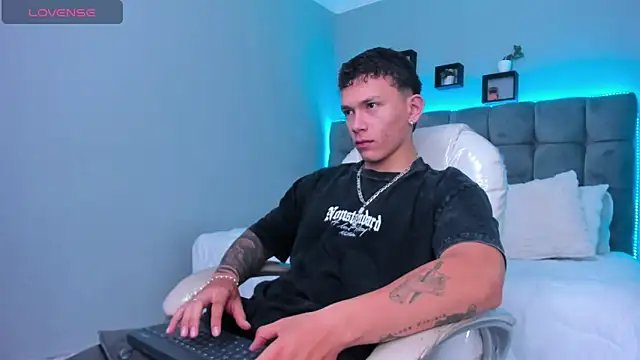 Thomas moon online show from 02/01/26, 12:36