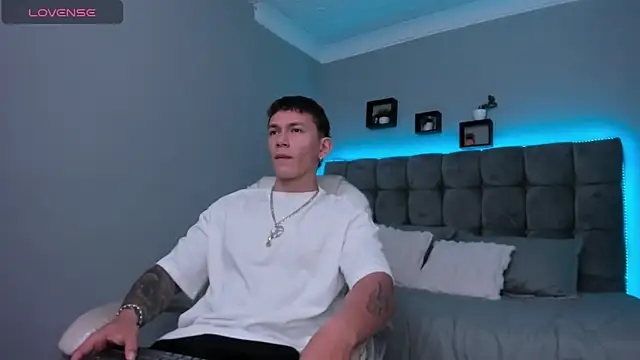 Thomas moon online show from 02/05/26, 12:01