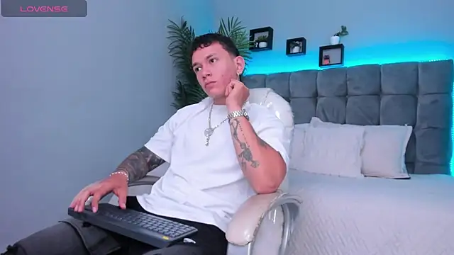 Thomas moon online show from 02/11/26, 12:27