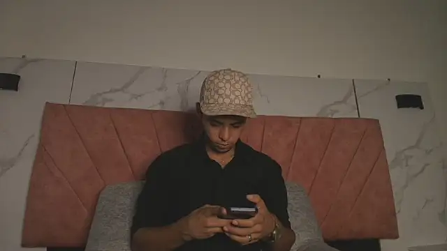 HellAndDante  online show from 12/03/25, 09:31