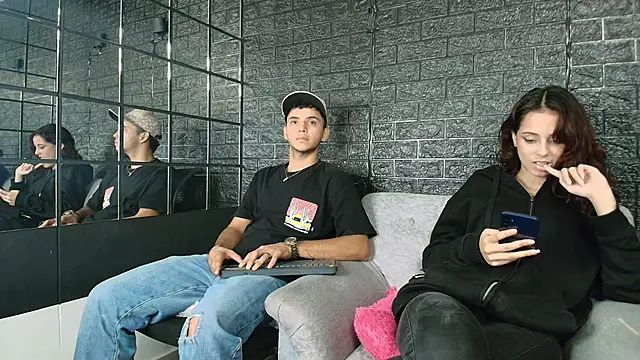 HellAndDante  online show from 11/22/25, 12:10