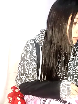 Madow Lu online show from 10/02/25, 09:45