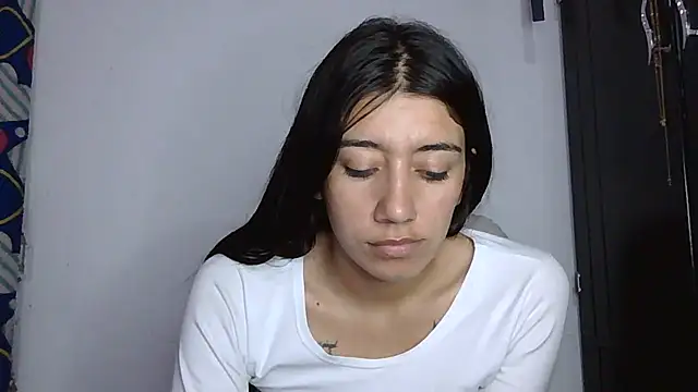 Madow Lu online show from 11/01/25, 12:06