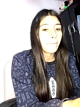 Madow Lu online show from 10/22/25, 12:32