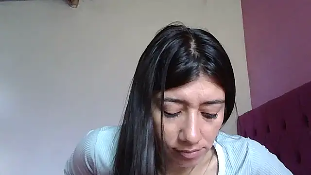 Madow Lu online show from 10/29/25, 01:43