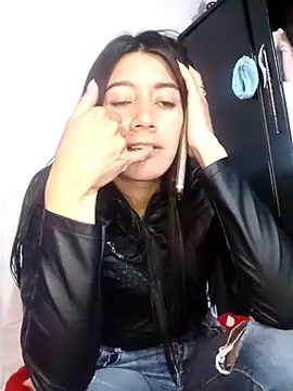 Madow Lu online show from 10/05/25, 10:33