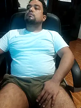 Hotknight online show from 10/08/25, 12:23