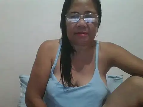 Snapshot of AMANDA99X chatting on 09/26/25, 11:06 AMANDA99X online show from 09/26/25, 11:06
