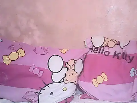 Snapshot of yummyasianxxx chatting on 05/09/26, 10:35 yummyasianxxx online show from 05/09/26, 10:35