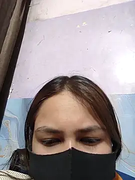 Snapshot of sanu_07 chatting on 05/19/26, 04:52 sanu 07 online show from 05/19/26, 04:52