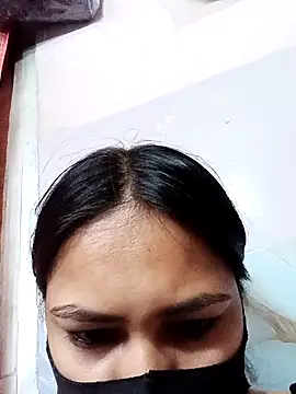 Snapshot of sanu_07 chatting on 10/11/25, 12:28 sanu 07 online show from 10/11/25, 12:28