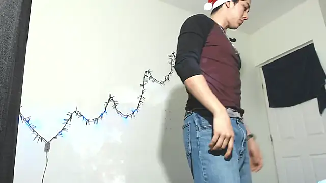 Penelope77 online show from 12/18/25, 05:23