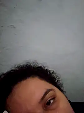 Snapshot of Gorditasexy2000 chatting on 02/16/26, 04:05 Gorditasexy2000 online show from 02/16/26, 04:05