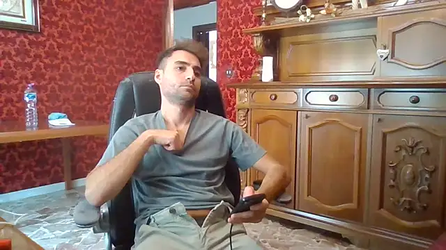 Torissimo92 online show from 10/17/25, 10:18