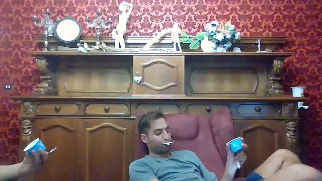 Torissimo92 online show from 09/16/25, 08:21