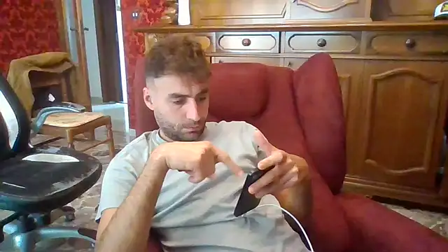 Torissimo92 online show from 10/23/25, 08:13