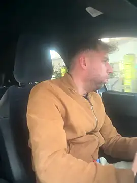 Torissimo92 online show from 12/21/25, 08:49