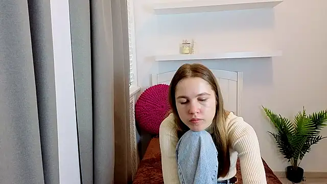 Spicy Lexi online show from 04/10/26, 06:31