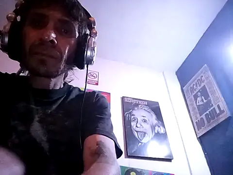 githot online show from 12/02/25, 07:21