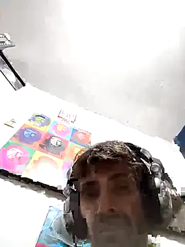 githot online show from 09/26/25, 06:42