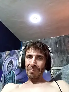 githot online show from 10/12/25, 10:05