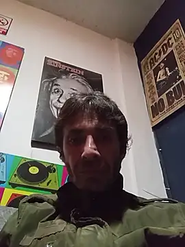 githot online show from 11/16/25, 09:36