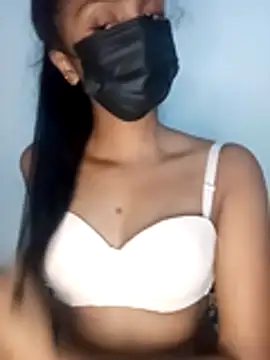 kissy doll online show from 10/13/25, 06:53