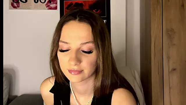 ScarlettSmithX online show from 03/24/26, 03:39