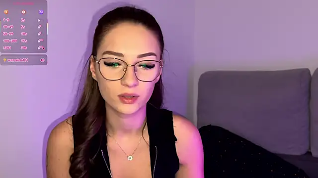 ScarlettSmithX online show from 12/02/25, 09:38