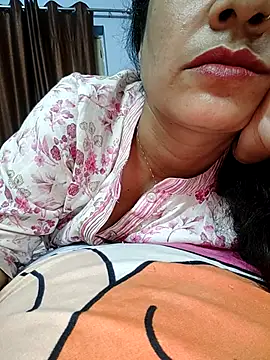 Snapshot of CUTE-PX chatting on 09/30/25, 02:56 CUTE-PX online show from 09/30/25, 02:56