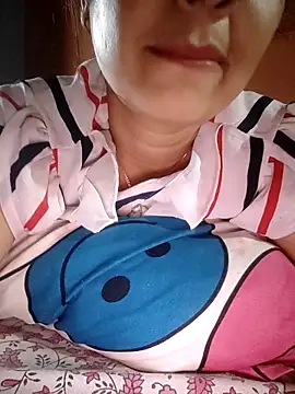 Snapshot of CUTE-PX chatting on 09/14/25, 02:01 CUTE-PX online show from 09/14/25, 02:01