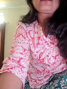 CUTE-PX online show from 04/06/26, 05:19