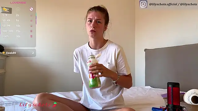 lilyofficial online show from 04/24/26, 04:53