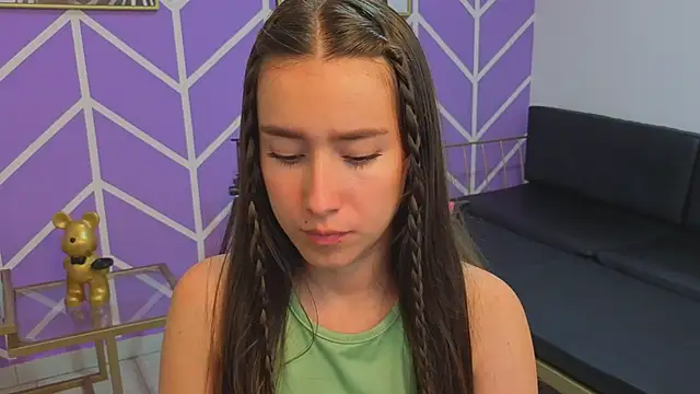 Adhara Kitten online show from 03/12/26, 12:42