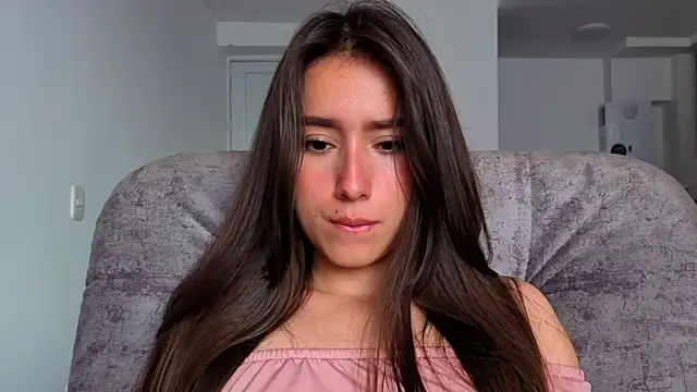 Snapshot of Adhara_Kitten chatting on 04/18/26, 01:46 Adhara Kitten online show from 04/18/26, 01:46