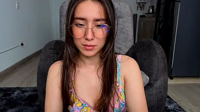 Snapshot of Adhara_Kitten chatting on 05/16/26, 03:11 Adhara Kitten online show from 05/16/26, 03:11
