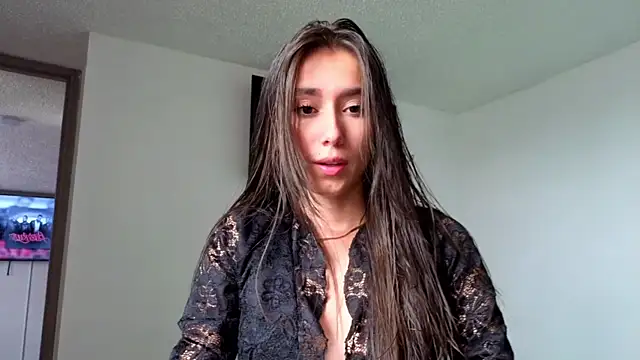 Adhara Kitten online show from 06/20/26, 04:34