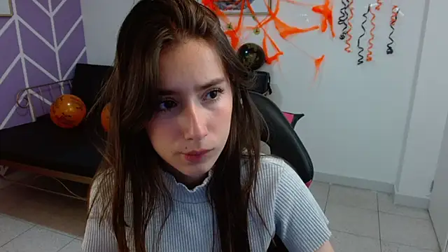 Adhara Kitten online show from 10/27/25, 01:12