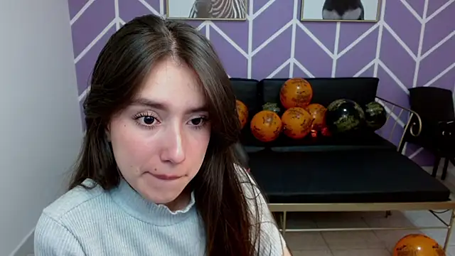 Adhara Kitten online show from 11/13/25, 04:22